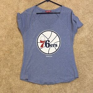NWOT Mitchell & Ness Heather Blue 76ers Women's Tee